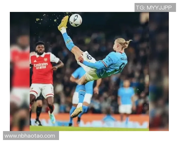 足球明星精彩瞬间高清图片展现踢人动作的魅力与激情